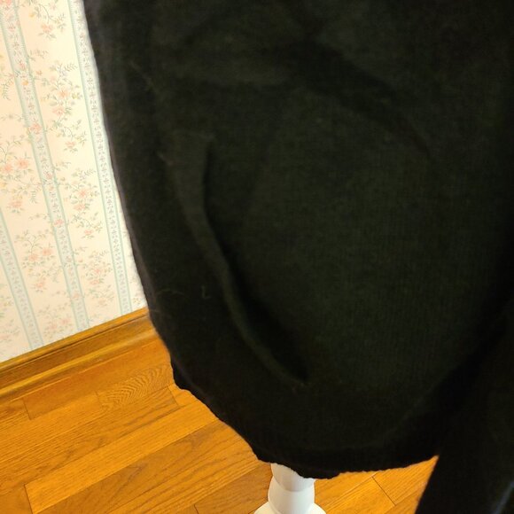 Y2K - THE CASHMERE PROJECT- COMFY BLACK ZIP HOODIE GRAY HEART ON BACK -SIZE (M) - Picture 5 of 9